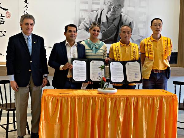 Municipalidad de Franco firma convenio con Fundación Los Ángeles-China - La Clave