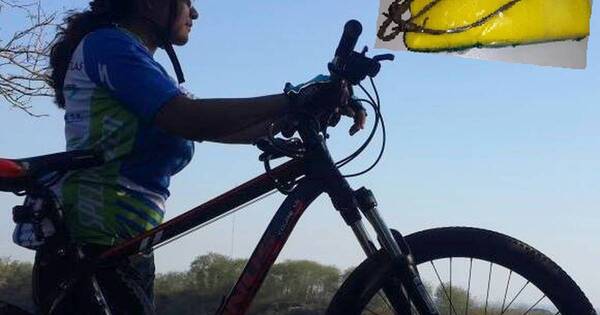La Nación / Cansada de acoso en calles, ciclista crea un “sistema antinalgadas”