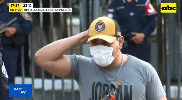 El suboficial Florentín abandonará hoy mismo su reclusión - Nacionales - ABC Color