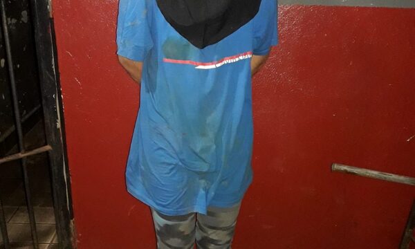 Mujer con orden de captura es aprehendidaen una casa ajena con intención de robar – Diario TNPRESS