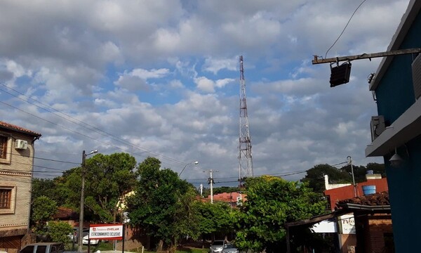Anuncian sábado fresco con máximas de 24 grados en Coronel Oviedo - OviedoPress