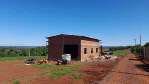 Hurtan en obra de construcción en Hohenau