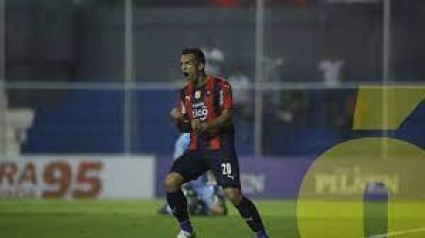 Alfio Oviedo otra baja en Cerro para el partido de Copa Libertadores