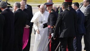Papa llega a Malta con agenda marcada por migración y guerra