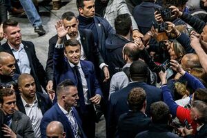 Elecciones en Francia: Macron hace guiños al progresismo  - Mundo - ABC Color