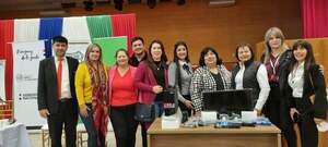 Ministra Teresa Martinez entregó mobiliarios a varias CODENI de Misiones