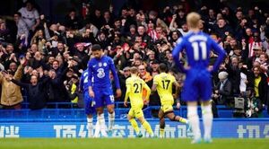 Premier League: Chelsea es goleado en su propia casa, Liverpool y el City no fallan