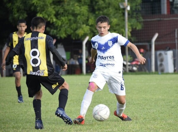 Dos victorias y cuatro empates en la Sub 14 - APF