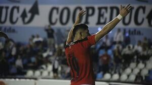 Libertad recupera la punta gracias a su 'Joya'