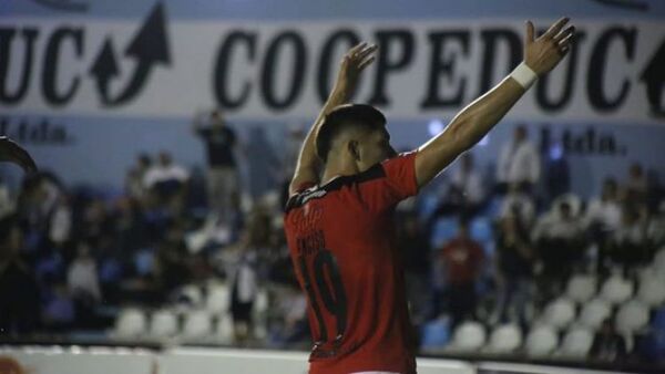 Libertad recupera la punta gracias a su Joya