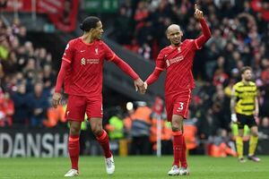 Manchester City y Liverpool, mano a mano por el título de la Premier - Fútbol - ABC Color