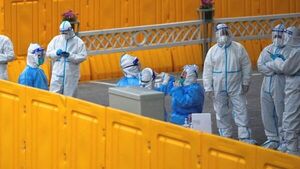 Récord de contagios de COVID-19 en China - 1000 Noticias