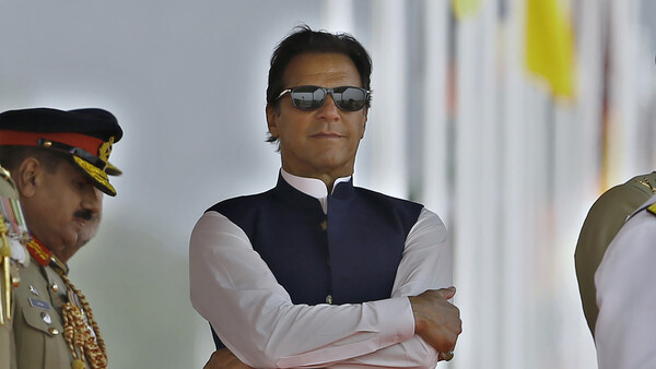 Presidente de Pakistán disuelve el Parlamento - 1000 Noticias