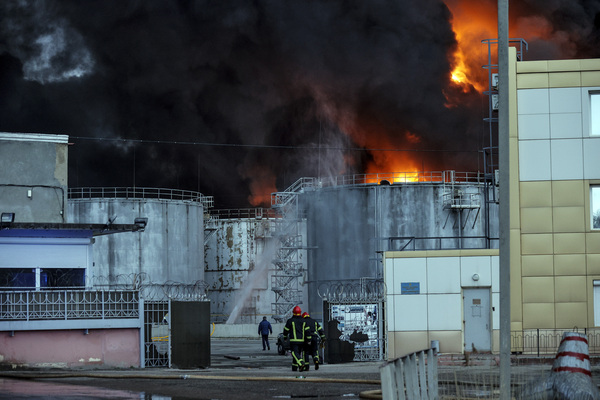 Diario HOY | Rusia destruye dos refinerías ucranianas en menos de 24 horas