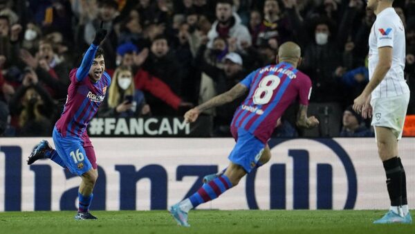 Una genialidad de Pedri pone al Barcelona segundo