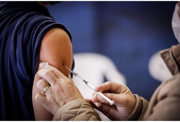 Mañana inicia campaña de vacunación contra influenza, neumococo y COVID-19 - Noticiero Paraguay