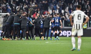 El Inter frena de penal a un gran Juventus en el Derbi de Italia - Fútbol Internacional - ABC Color