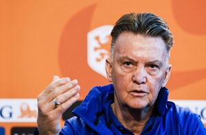 El seleccionador holandés Louis van Gaal sufre un cáncer de próstata - Fútbol - ABC Color
