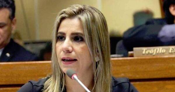 La Nación / Academil: Diputados repudia supuestas torturas y habla de reformar las FFAA