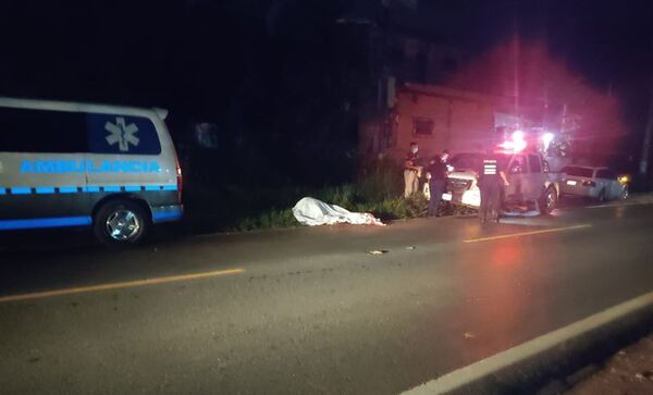 Un vehículo chocó a un peatón y produjo su muerte en Luque - Nacionales - ABC Color
