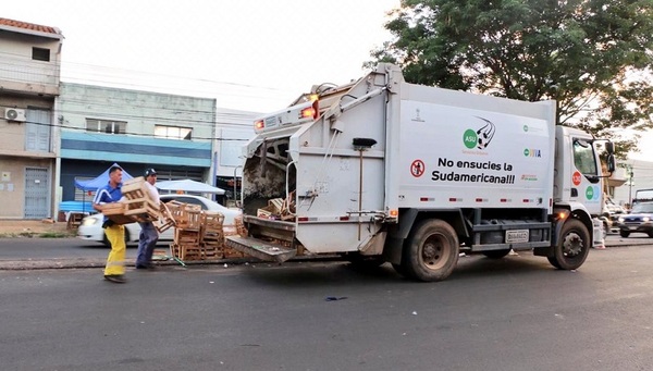 Emplazan al Ejecutivo por 30 días por millonaria deuda por recolección de residuos