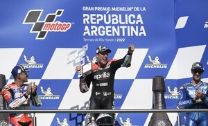 Espargaro se impone en Argentina y toma la punta del MotoGP