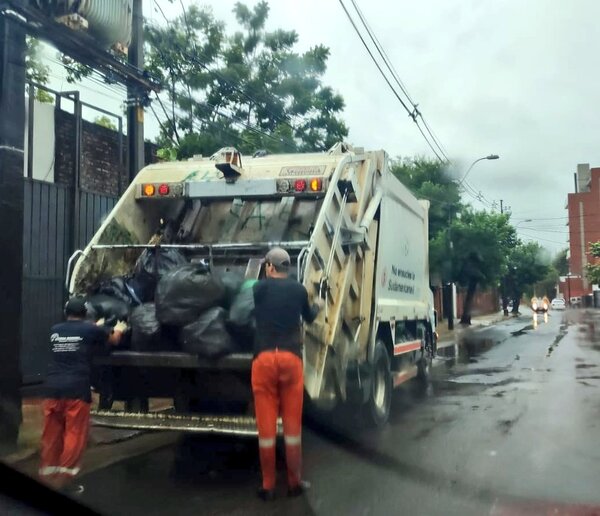 Óscar «Nenecho» Rodríguez emplaza al Gobierno a que pague su deuda con la comuna | OnLivePy