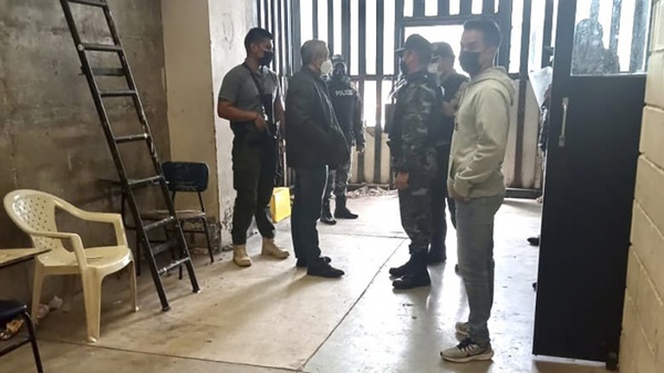Sangriento motín en cárcel de Ecuador deja al menos una docena de fallecidos - 1000 Noticias