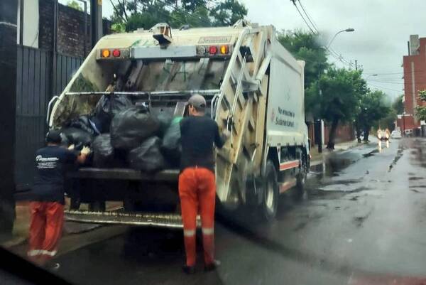 Crónica / "Nenecho" emplazó a los organismos del Estado a pagar sus deudas