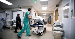 EE.UU alcanza mínimo histórico de hospitalizados por covid desde el inicio de la pandemia