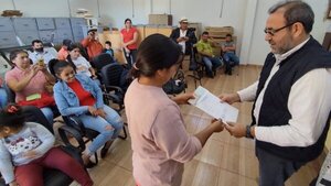 Asisten financieramente a productores de San Rafael del Paraná