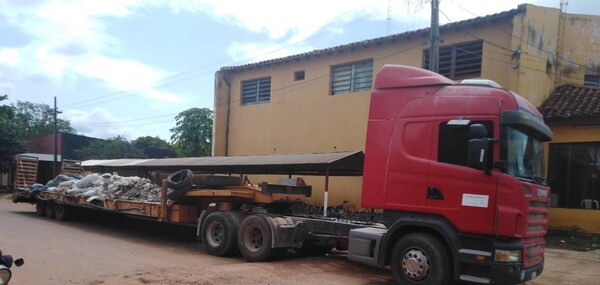 Detuvieron a tres personas que descargaban basuras en vertedero municipal de San José de los Arroyos - Noticiero Paraguay