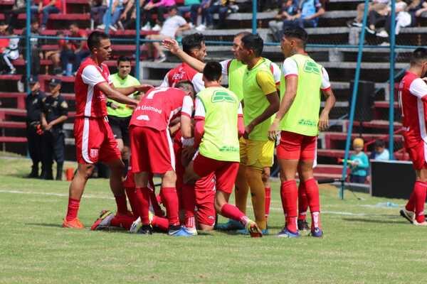 Sufrido triunfo del 3 de Febrero en su debut en el torneo Intermedia - La Clave