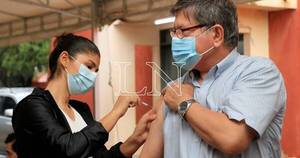 La Nación / Influenza, COVID y neumococo: hoy arranca campaña de vacunación invierno 2022
