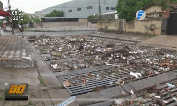 Vecinos del barrio San Pablo exigen al intendente solución al problema de inundaciones | Telefuturo