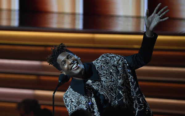 Diario HOY | Jon Batiste, fenómeno del jazz y gran triunfador de los Grammy