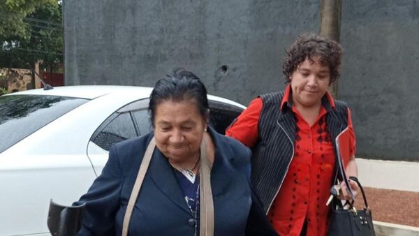 Abue no cobró su pensión porque ya la mataron en la planilla