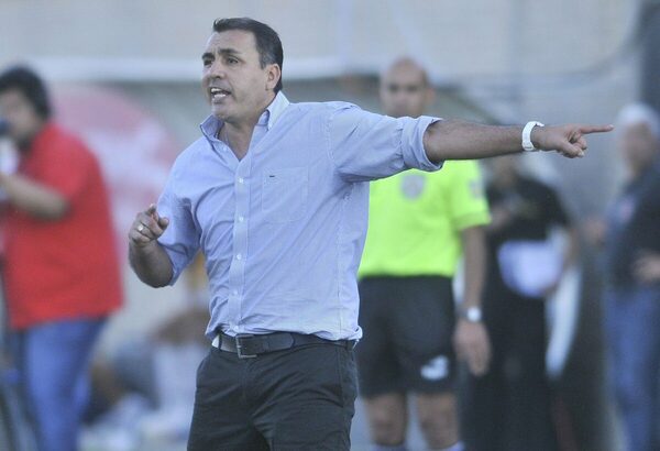 Diario HOY | Sarabia y el estreno triunfal en Nacional: "Busco un orden táctico para el equipo"