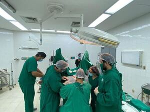 Diario HOY | siete pacientes son beneficiados con cirugías coloproctológicas
