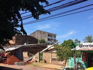 Crónica / Se le quemó todo tras caída de poste de Ande en Tres Bocas y cerró su negocio