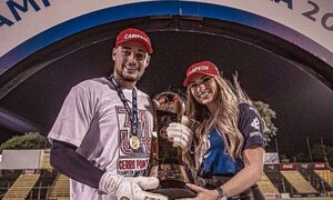 ¿Shay y Jean nuevamente separados?: “A pesar de estar magullada por dentro, estaré ahí para ver el clásico”