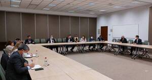 La Nación / Consejo de Supervisores antilavado se reunió con representantes del FMI y BID