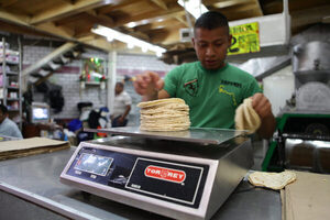Alza en precio de maíz llevó a máximos históricos precio de tortilla mexicana - MarketData
