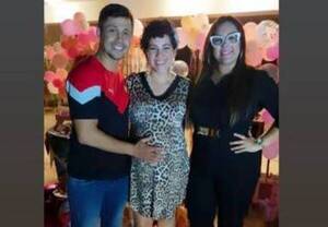 Crónica / ¡Una buena para Susan! Sus ex-compas le llenaron de regalos