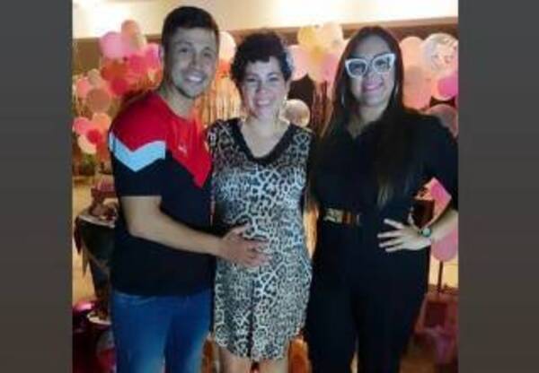 Crónica / ¡Una buena para Susan! Sus ex-compas le llenaron de regalos