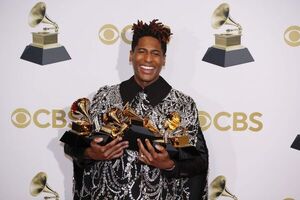 ¿Quién es Jon Batiste, el gran triunfador de los Grammy? - Música - ABC Color