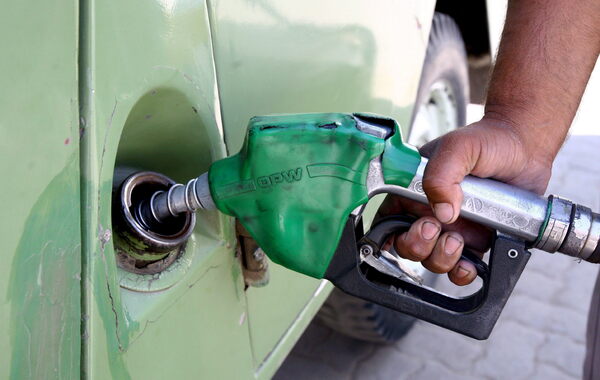 Bajan los precios de los combustibles en Perú tras la exoneración impositiva - MarketData