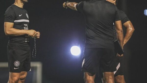 Olimpia, con el panorama claro a horas del superclásico