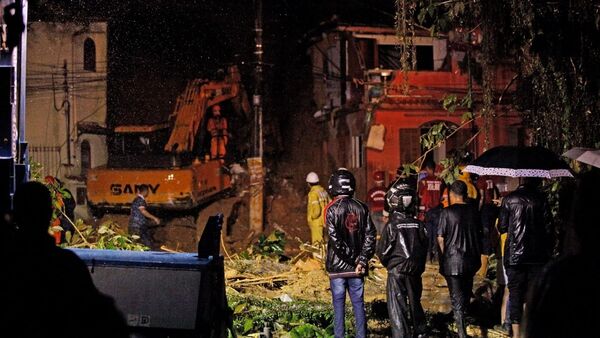 Diario HOY | Sube a 18 el número de muertos por las fuertes lluvias en Río de Janeiro