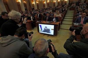 Ucrania pide a China jugar un rol importante para lograr un alto el fuego - Mundo - ABC Color